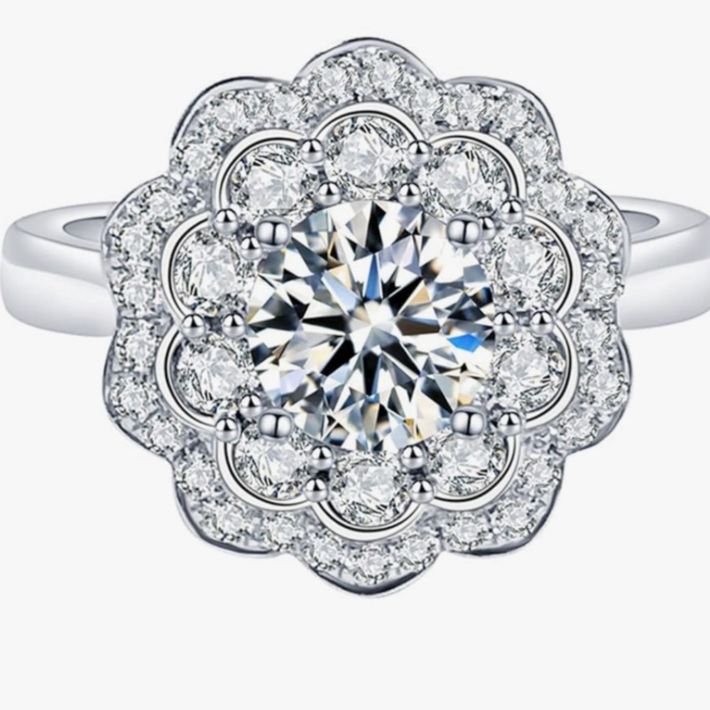 Delicate Flower CZ Ring โ Silver Tone Fashion Jewelry, Sizes 8,9,10 - Picture 4 of 8